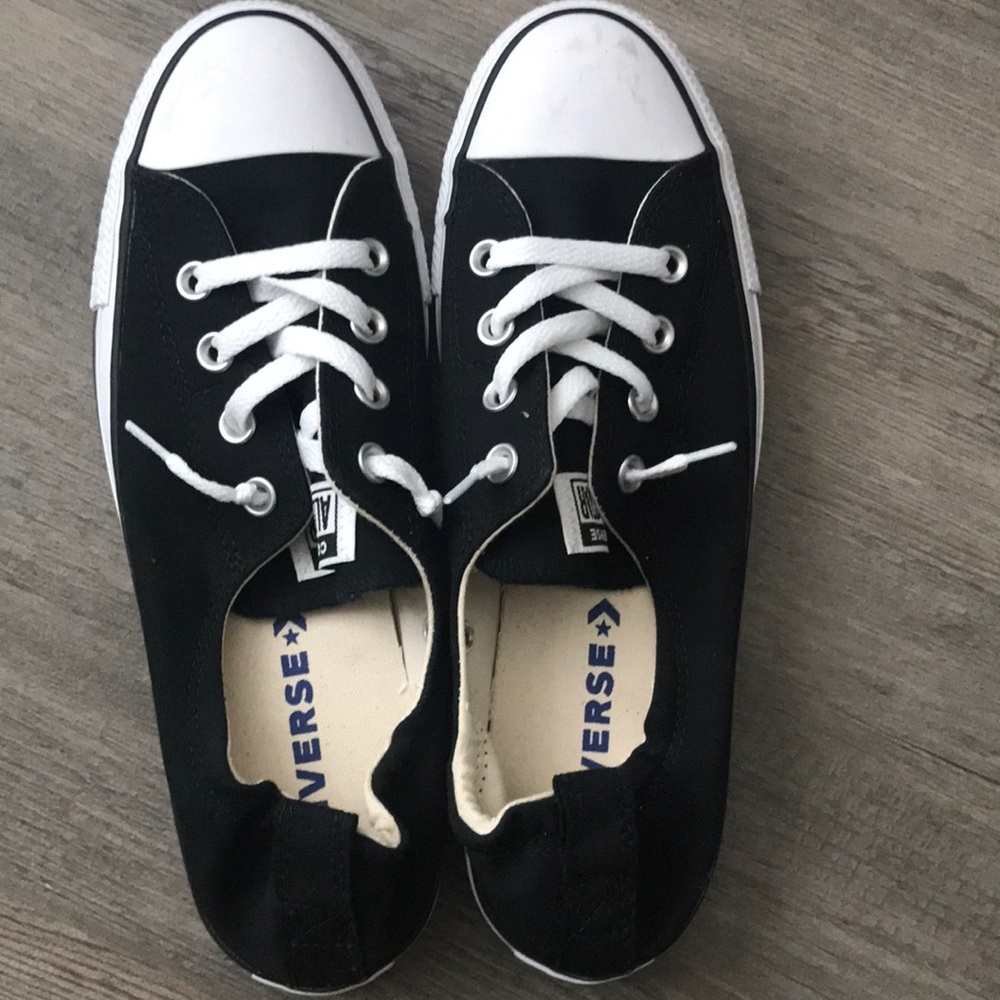 Converse slip on’s